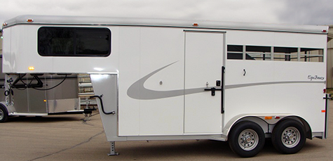 EquiBreeze Pull sleek graphic design